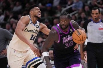 世界杯官方软件更新-华子伤停森林狼33分大胜双杀雄鹿 字母哥25+8+5兰德尔29+8+6