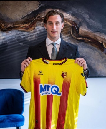 世界杯高清赛事入口-沃特福德官方：23岁意大利中场博维加盟，球员此前植入心脏除颤器