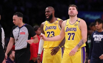 世界杯手机观看app下载-湖人胜公牛后！ 谁是赢球功臣？3人满分+2人奇兵，2人却越打越差